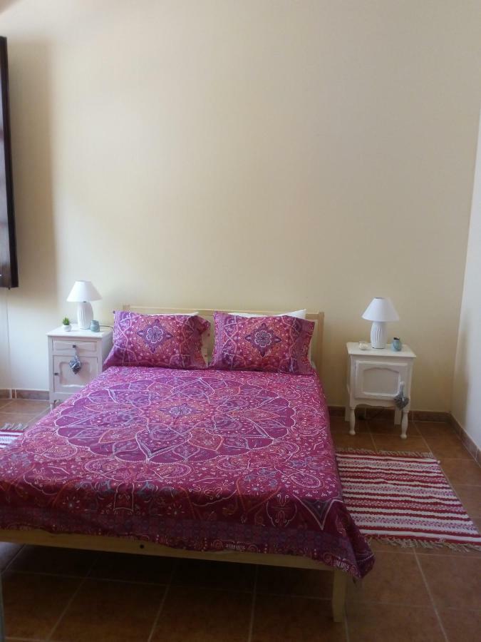 Rooms 4 You Quarto Rosa Портиман Екстериор снимка