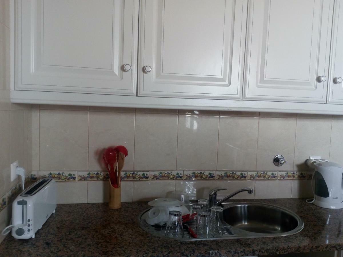 Rooms 4 You Quarto Rosa Портиман Екстериор снимка