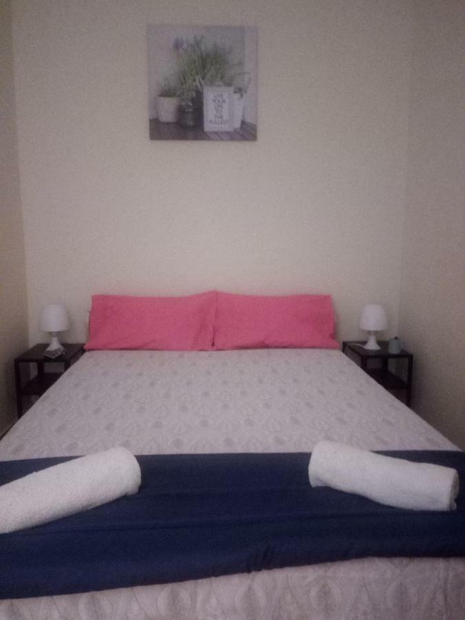Rooms 4 You Quarto Rosa Портиман Екстериор снимка
