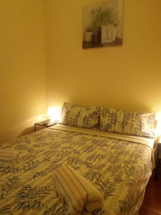 Rooms 4 You Quarto Rosa Портиман Екстериор снимка